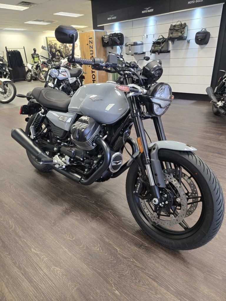 2026 Moto Guzzi V7 Sport SPORT in San Antonio, TX