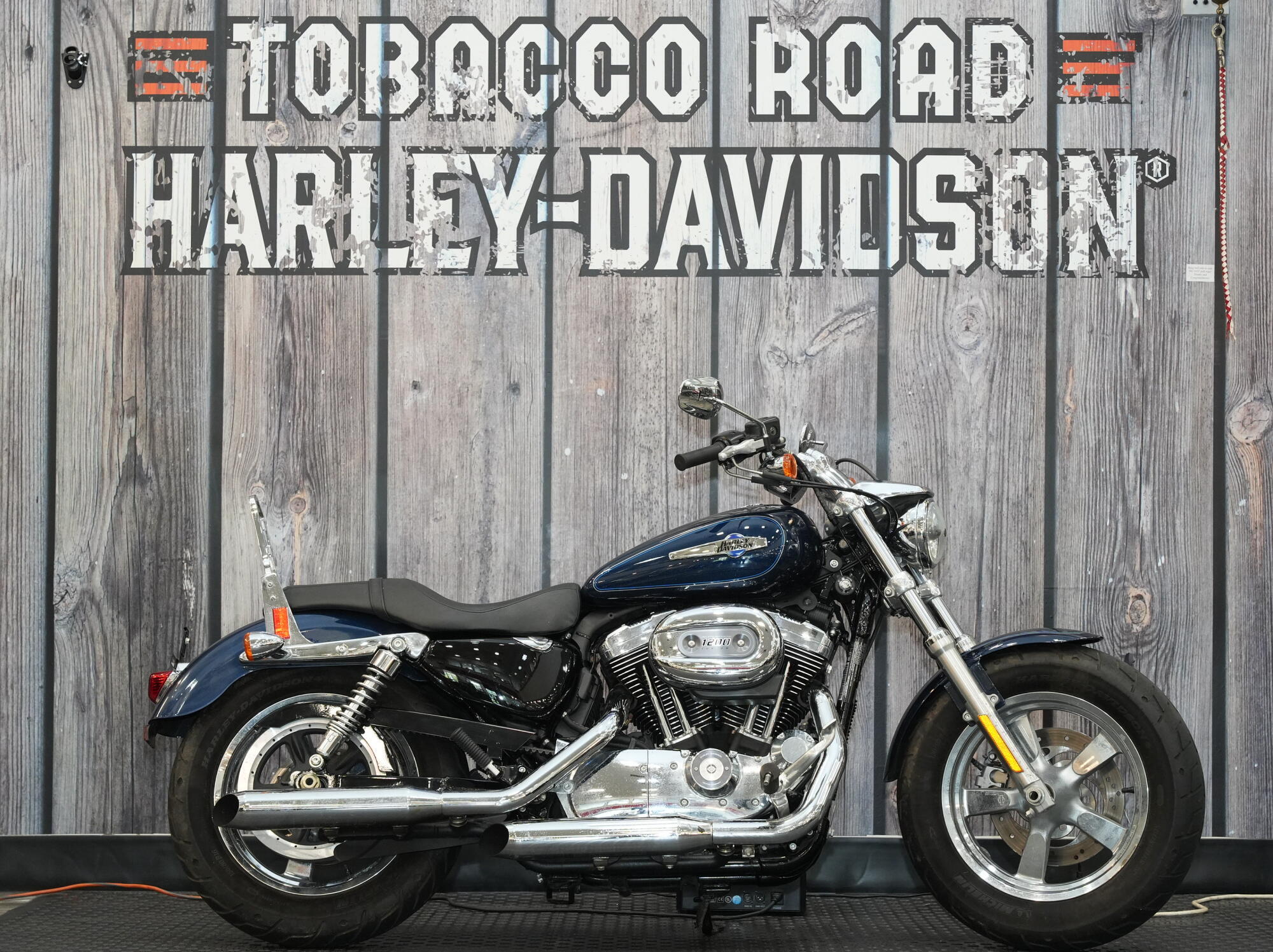 2012 Harley-Davidson 1200 Custom in Raleigh, NC