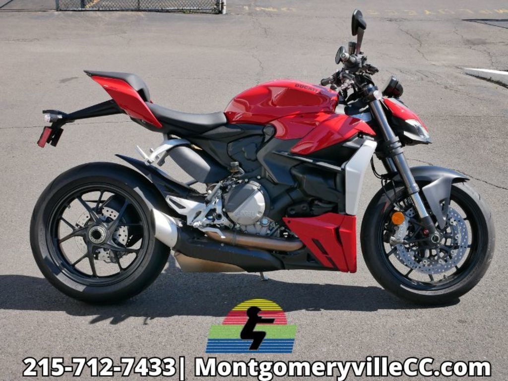 2024 Ducati Streetfighter V2 Red BASE in Hatfield, PA