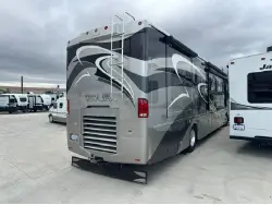 2010 Winnebago Tour 40BD Freightliner XCL Chassis