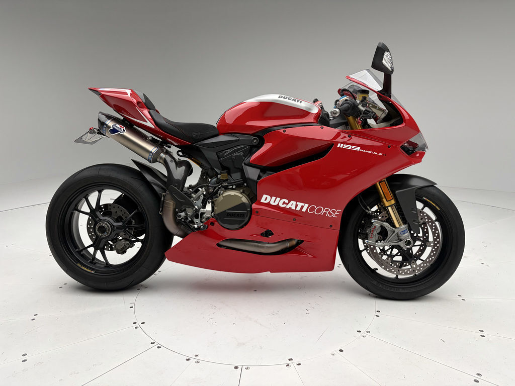 2013 Ducati PANIGALE 1199 1199 in Zionsville, IN