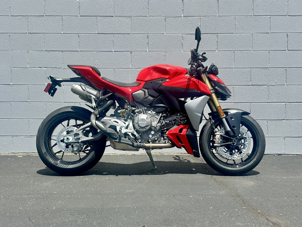 2026 Ducati STREETFIGHTER V2 V2 in Southfield, MI