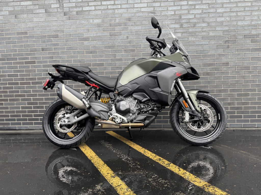 2026 Ducati MULTISTRADA V2 S V2 S in Southfield, MI