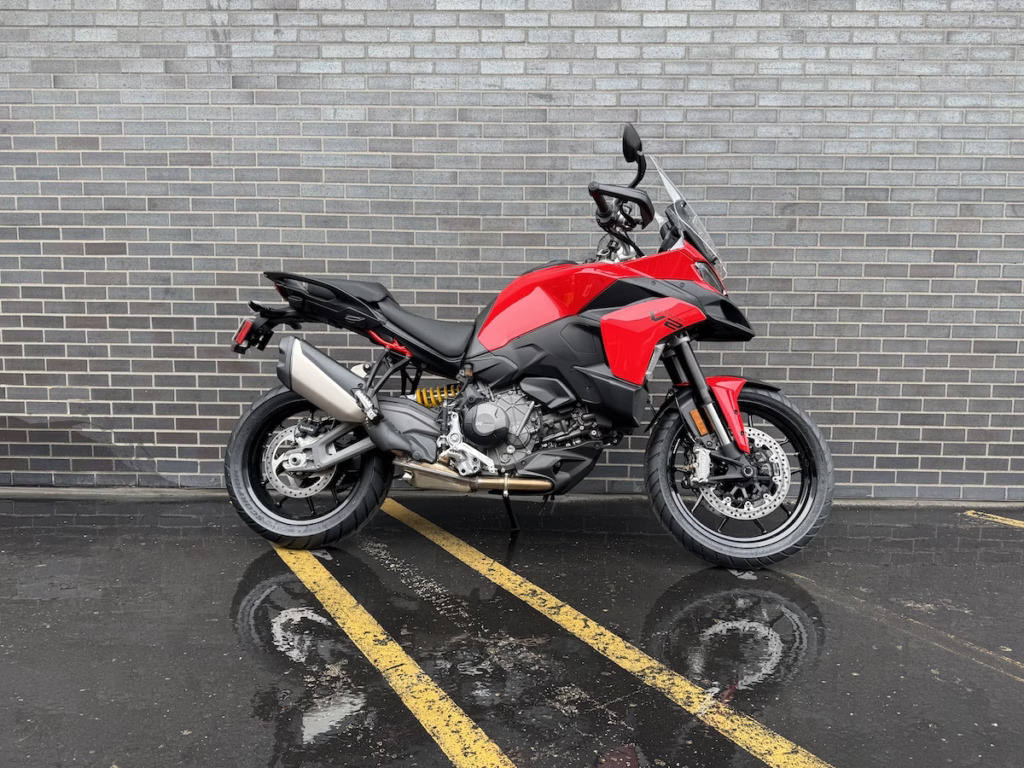 2026 Ducati MULTISTRADA V2 V2 in Southfield, MI