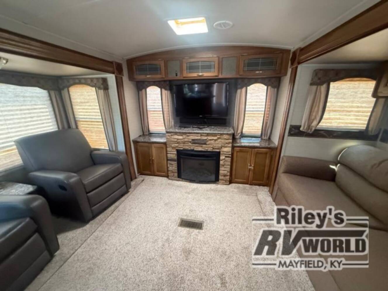 A photo of this 2015 Keystone Rv Springdale 311RE