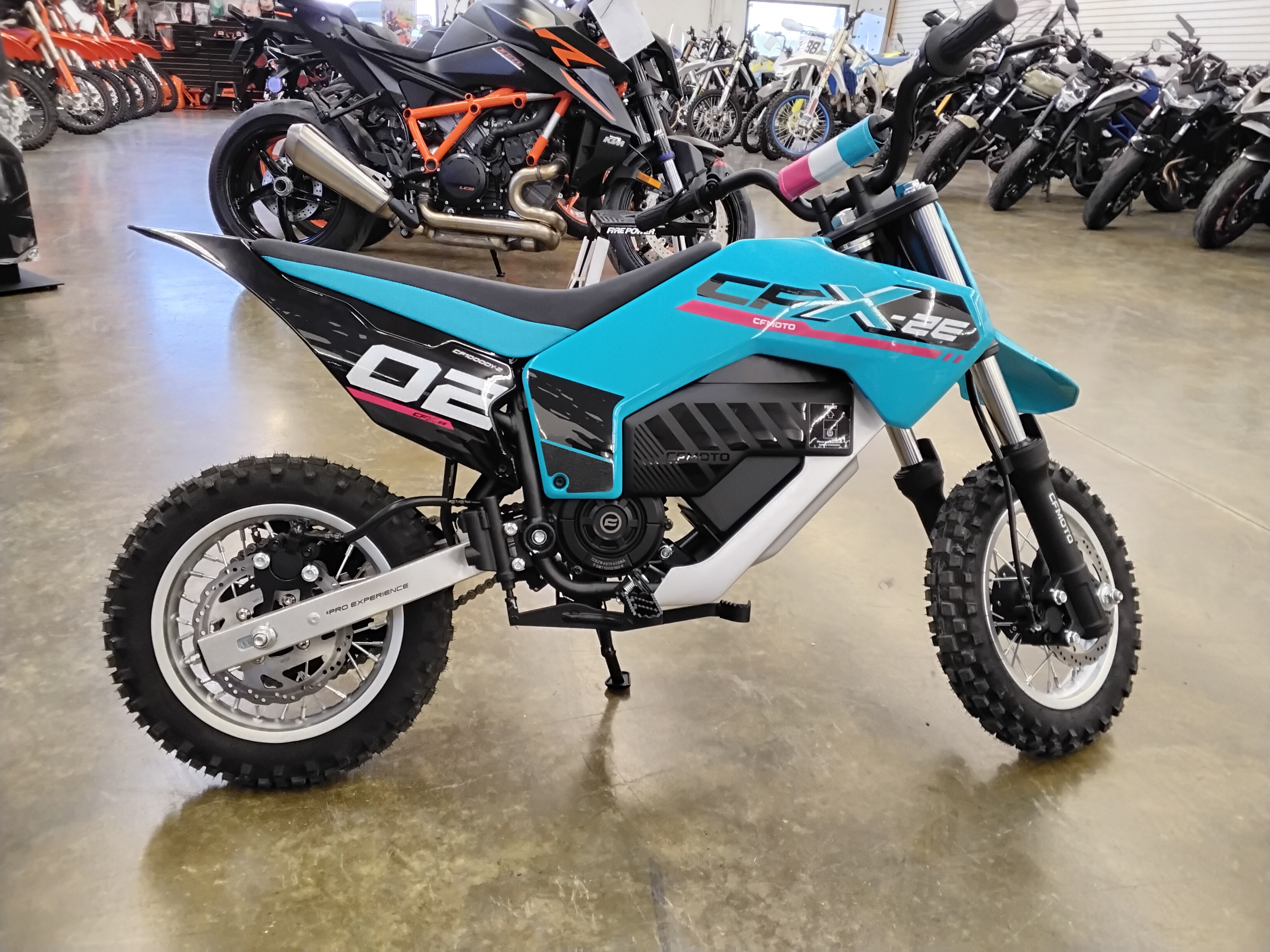 2026 CFMOTO CFX-2E 2E in Rolla, MO