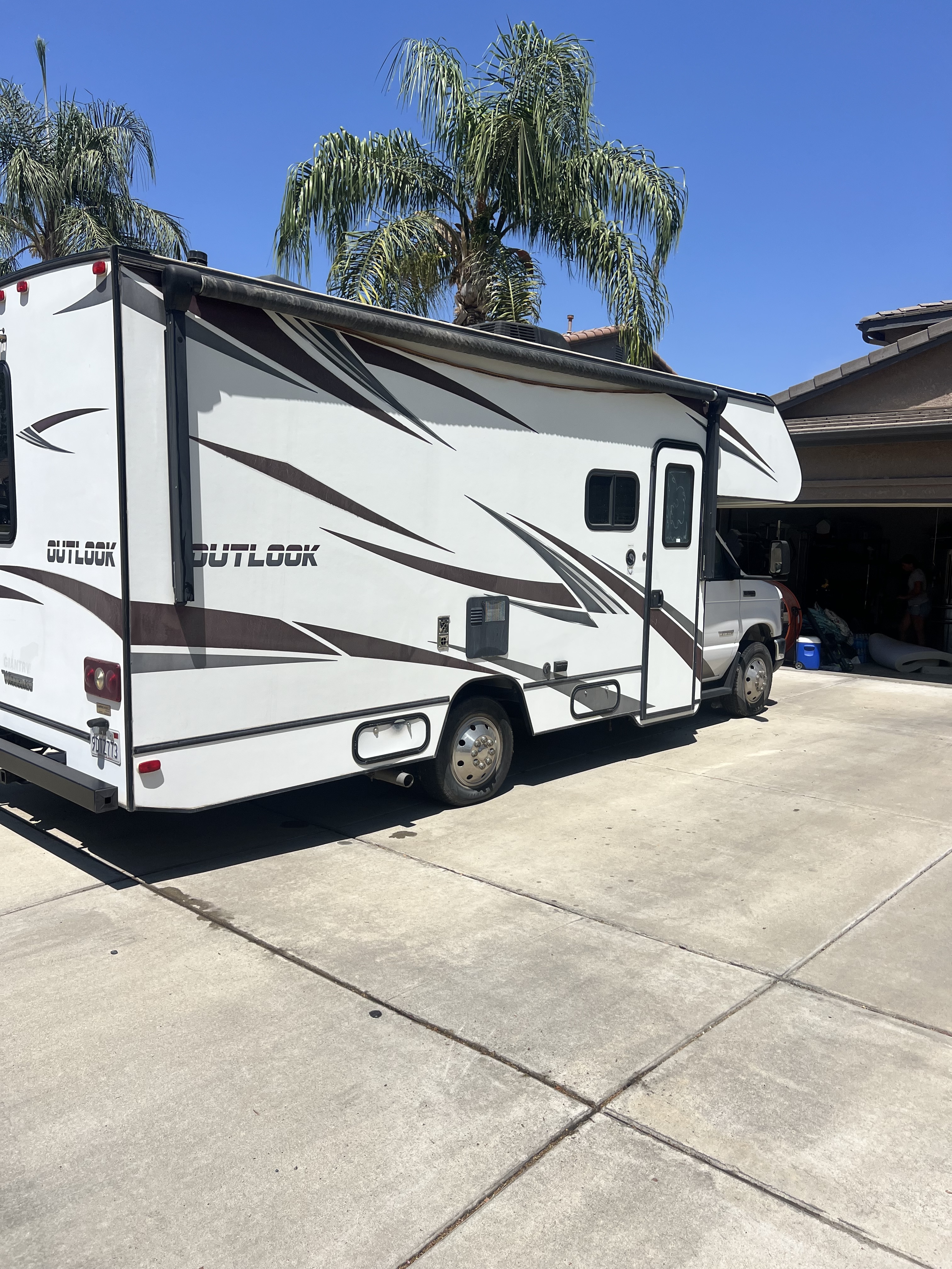 2019 Winnebago OUTLOOK 22C in tulare CA