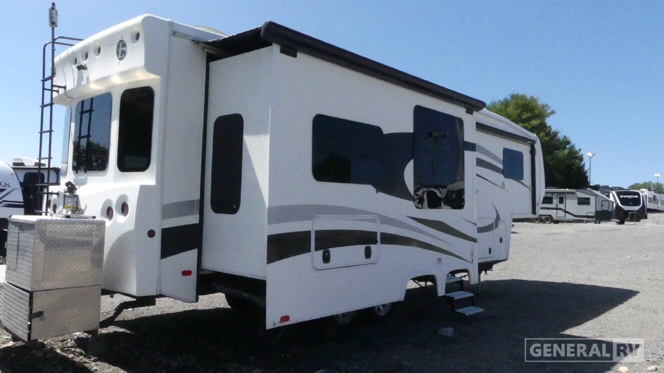 A photo of this 2015 Peterson Industries EXCEL LIMITED 31IKE