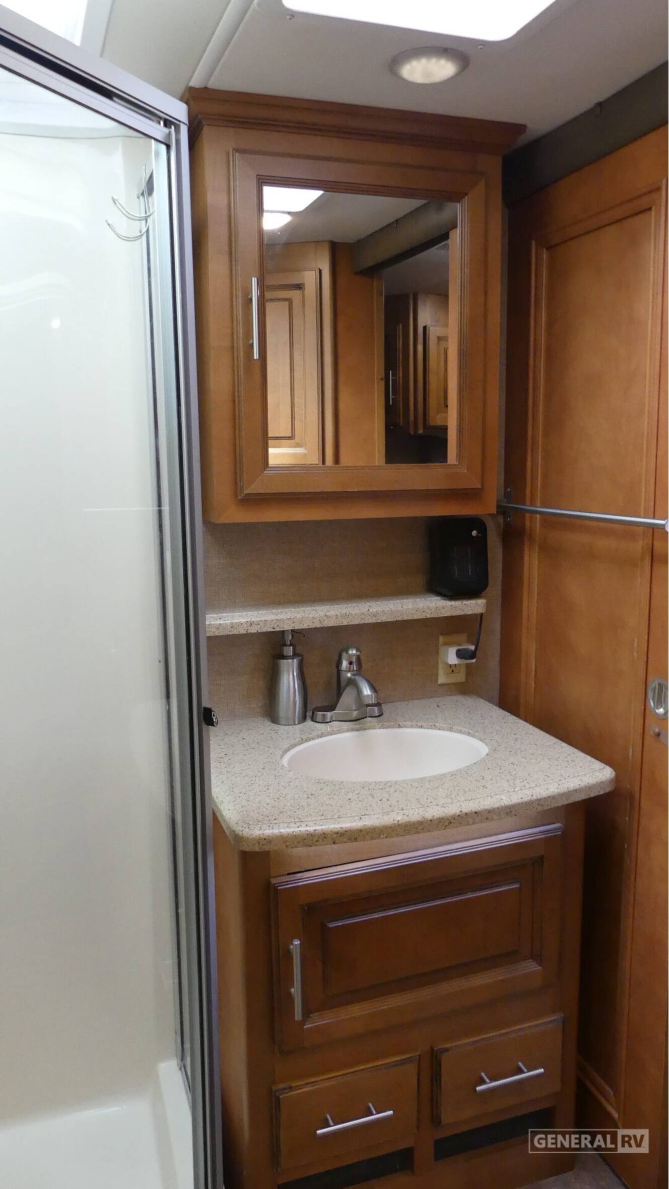 A photo of this 2015 Peterson Industries EXCEL LIMITED 31IKE