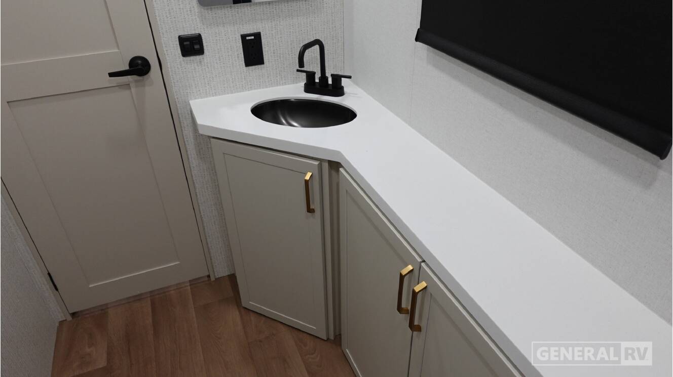 A photo of this 2027 Grand Design IMAGINE 2810BH