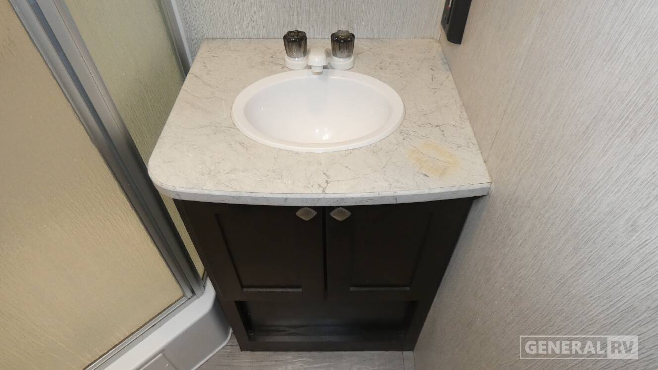 A photo of this 2019 Heartland North Trail Ultra Lite 27RBDS