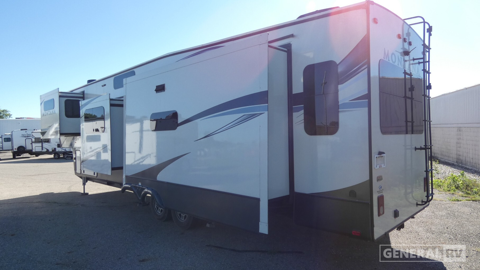 2021 Keystone MONTANA 3855BR in mt clemens MI