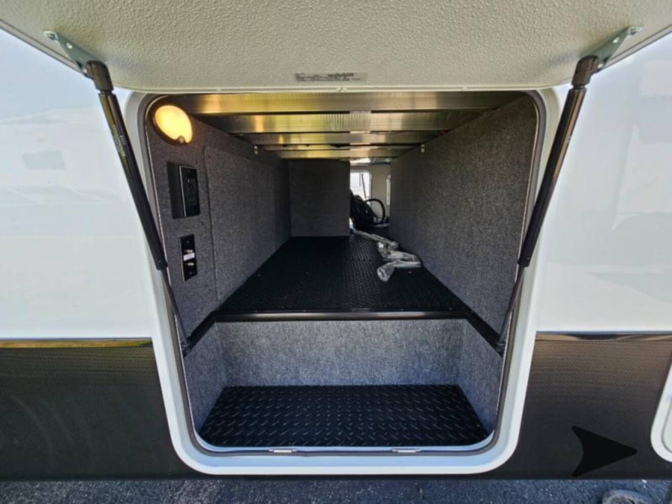 A photo of this 2026 Jayco Seismic 395