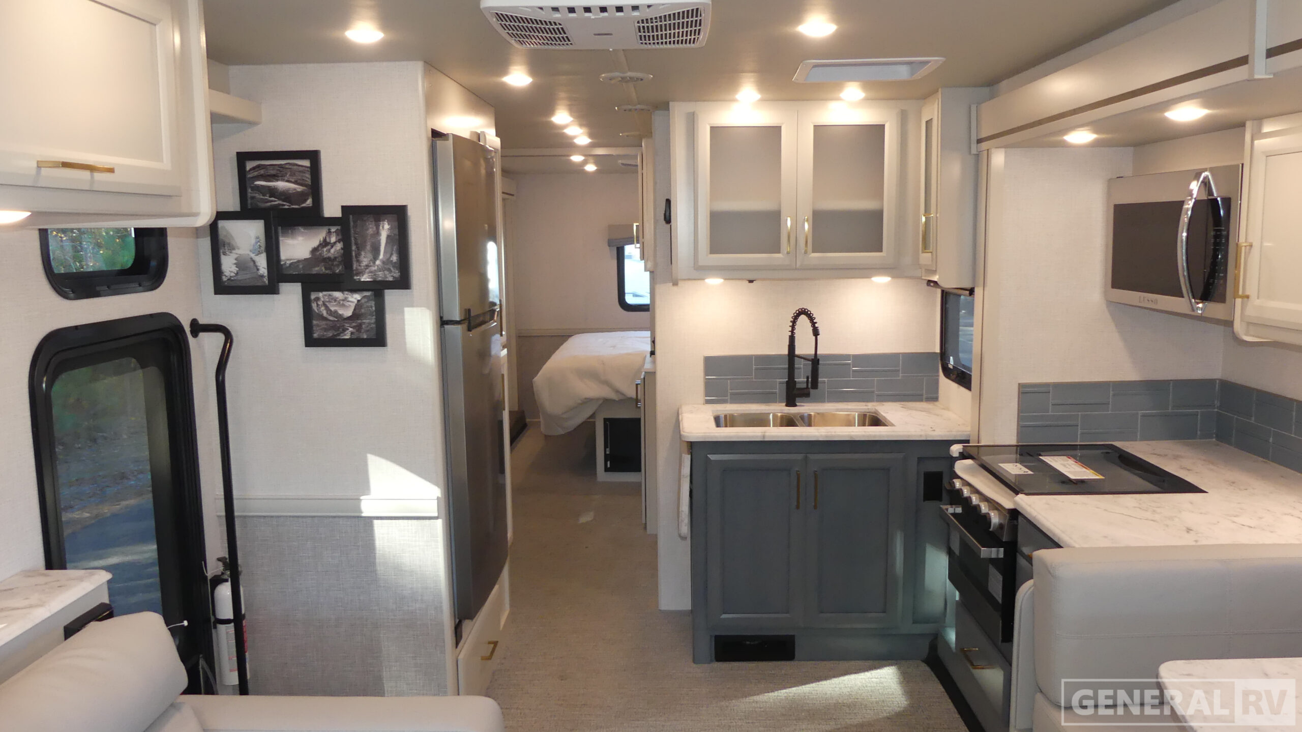 2026 Fleetwood FLAIR 33B6 in ashland VA