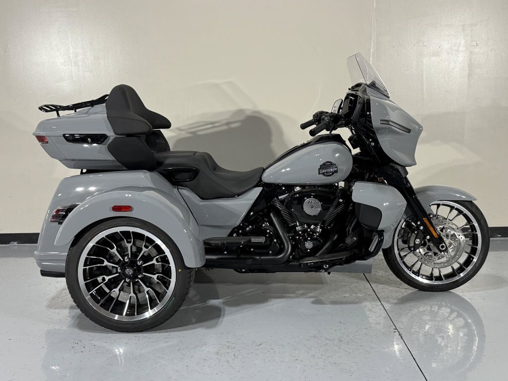 2026 Harley-Davidson STREET GLIDE 3 LIMITED LIMITED in Durham, NC