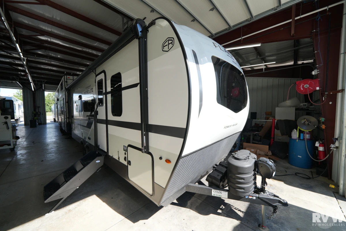 2027 Forest River Flagstaff Micro Lite 25FBT in lakeview OH