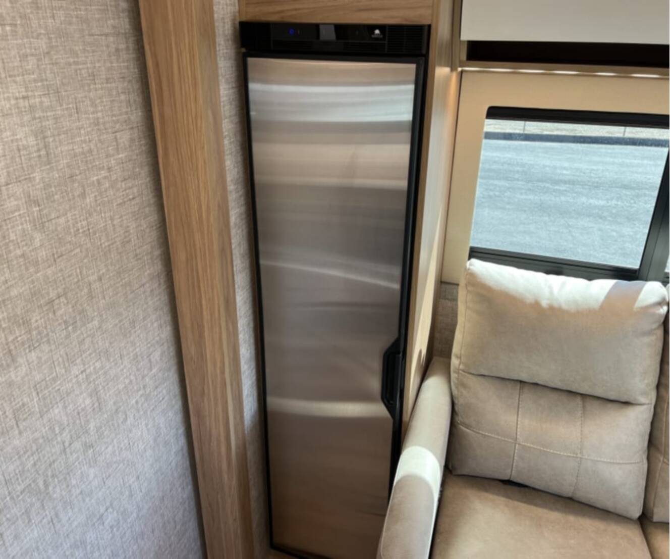A photo of this 2027 Tiffin WAYFARER 25XLW