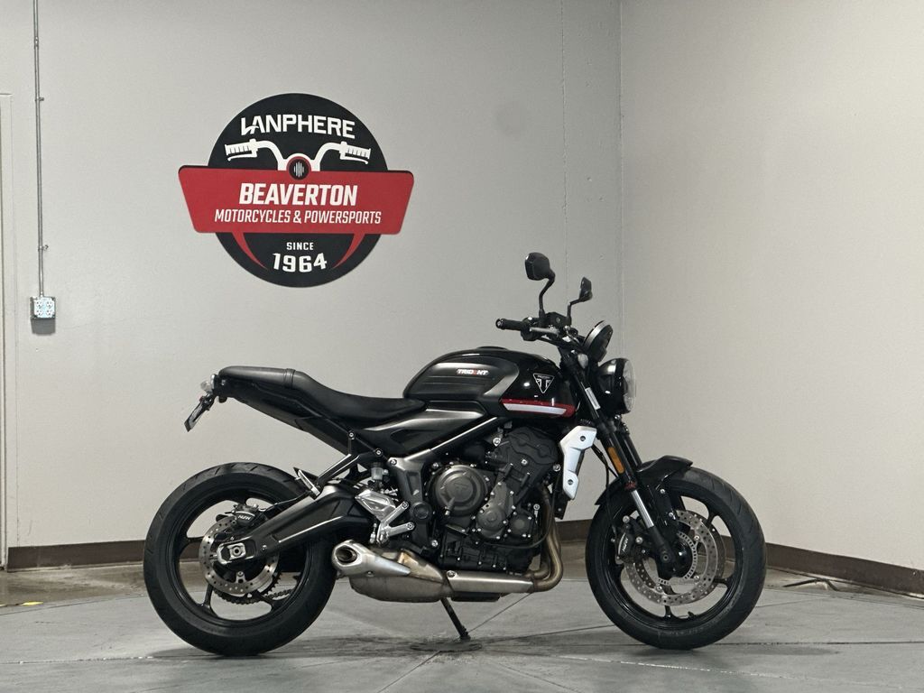 2023 Triumph Trident 660 Sapphire Black 660 in Tigard, OR