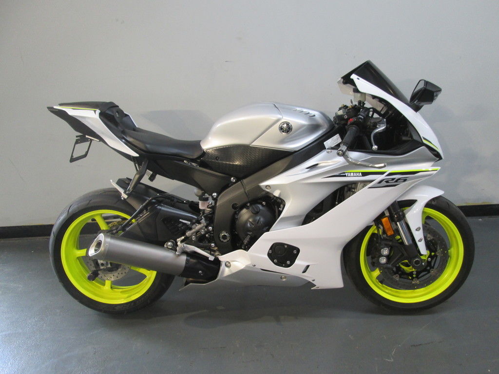 2017 Yamaha YZF-R6 R6 in Lewis Center, OH