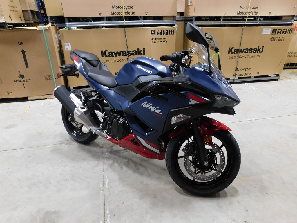 2026 Kawasaki Ninja® 500 ABS Metallic Matte Twilight Blue ABS in Kalamazoo, MI