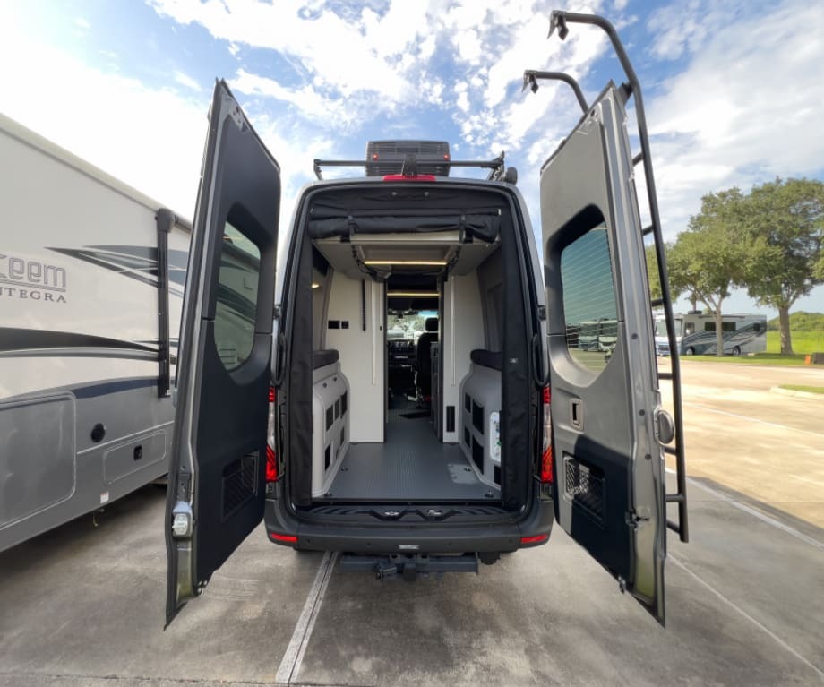 2027 Winnebago REVEL SPORT BMB44C in sanford FL
