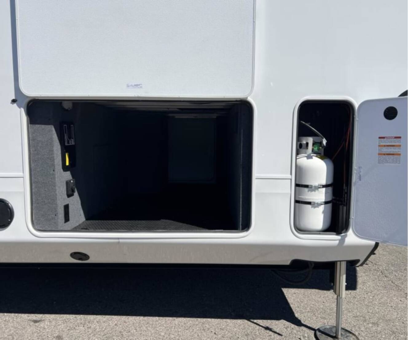 A photo of this 2026 Heartland BIGHORN 38RE