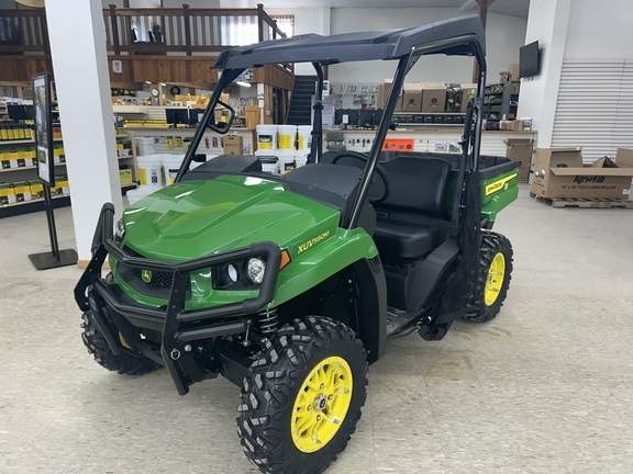 2026 John Deere XUV 590M in Millersburg, OH