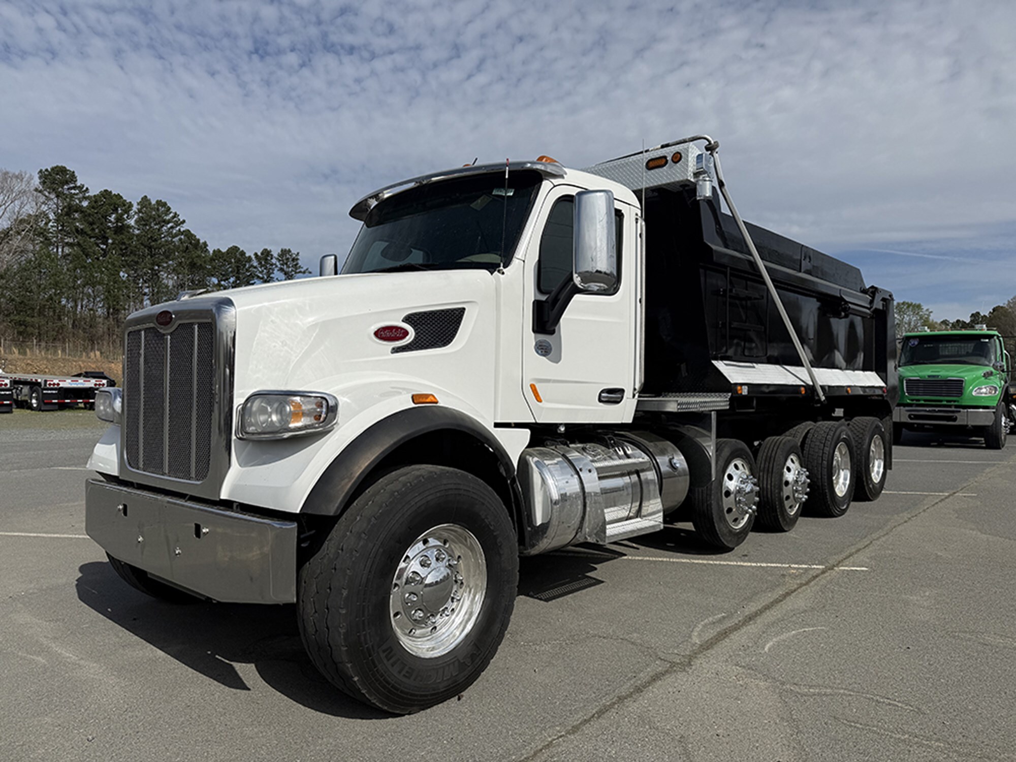 2019 PETERBILT 567 in Chester, VA