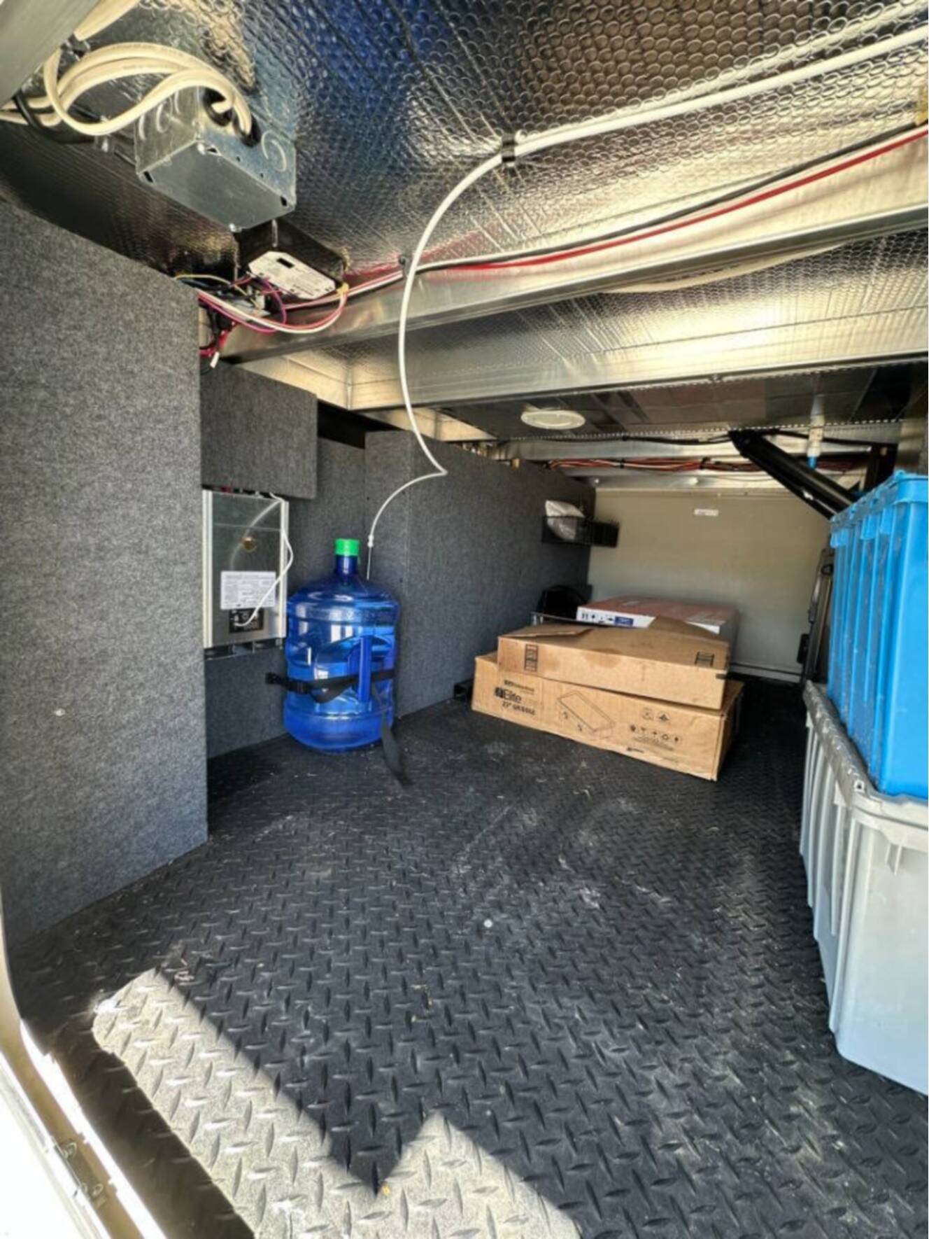 A photo of this 2022 Jayco Pinnacle 36SSWS