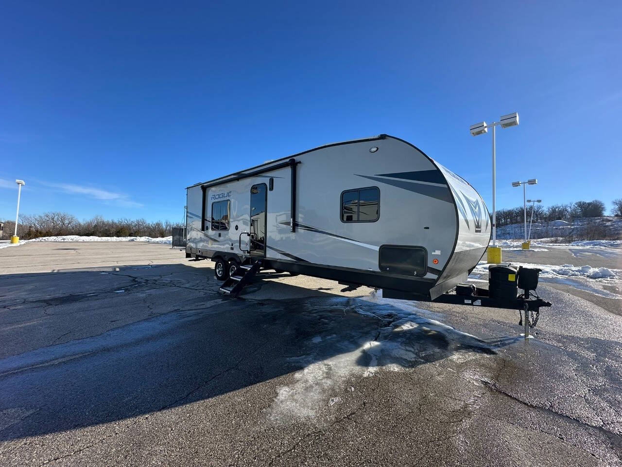 2022 Forest River Vengeance Rogue 26VKS in odessa MO