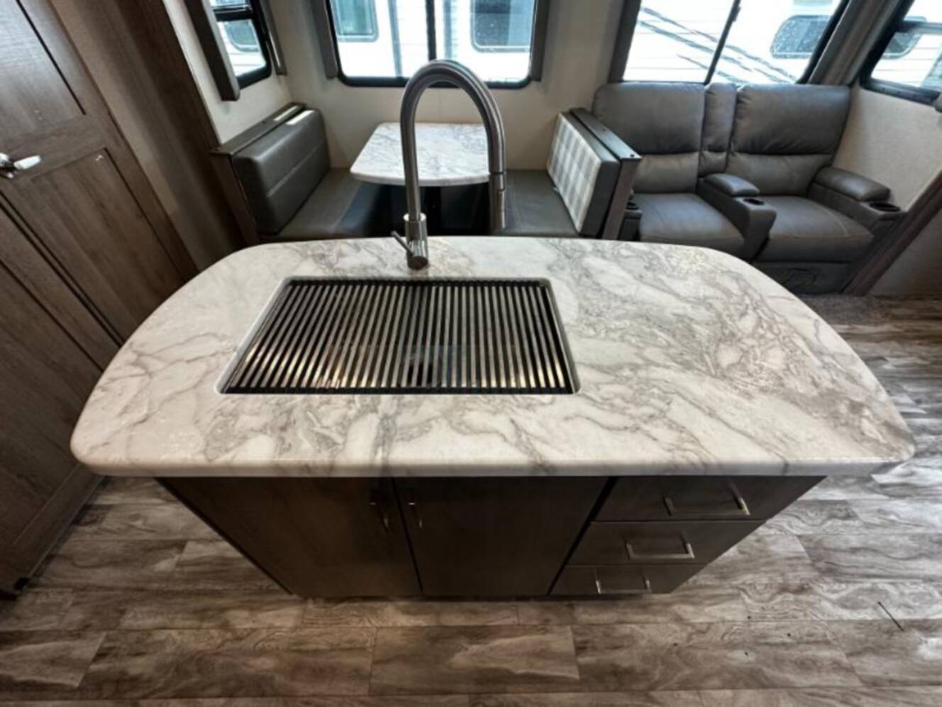 A photo of this 2022 Grand Design Imagine 3250BH