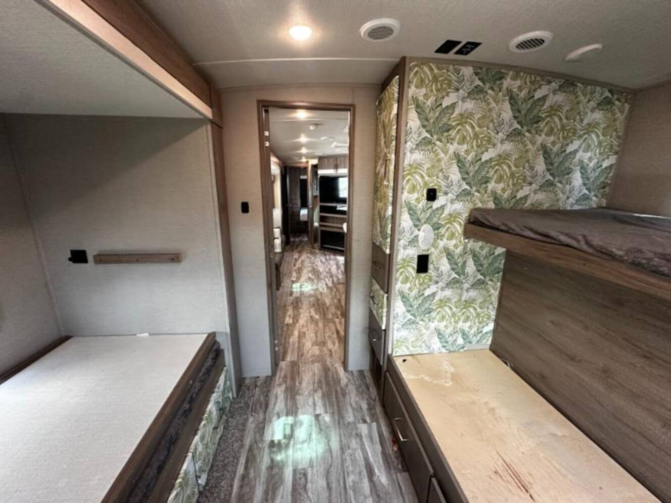 A photo of this 2022 Grand Design Imagine 3250BH