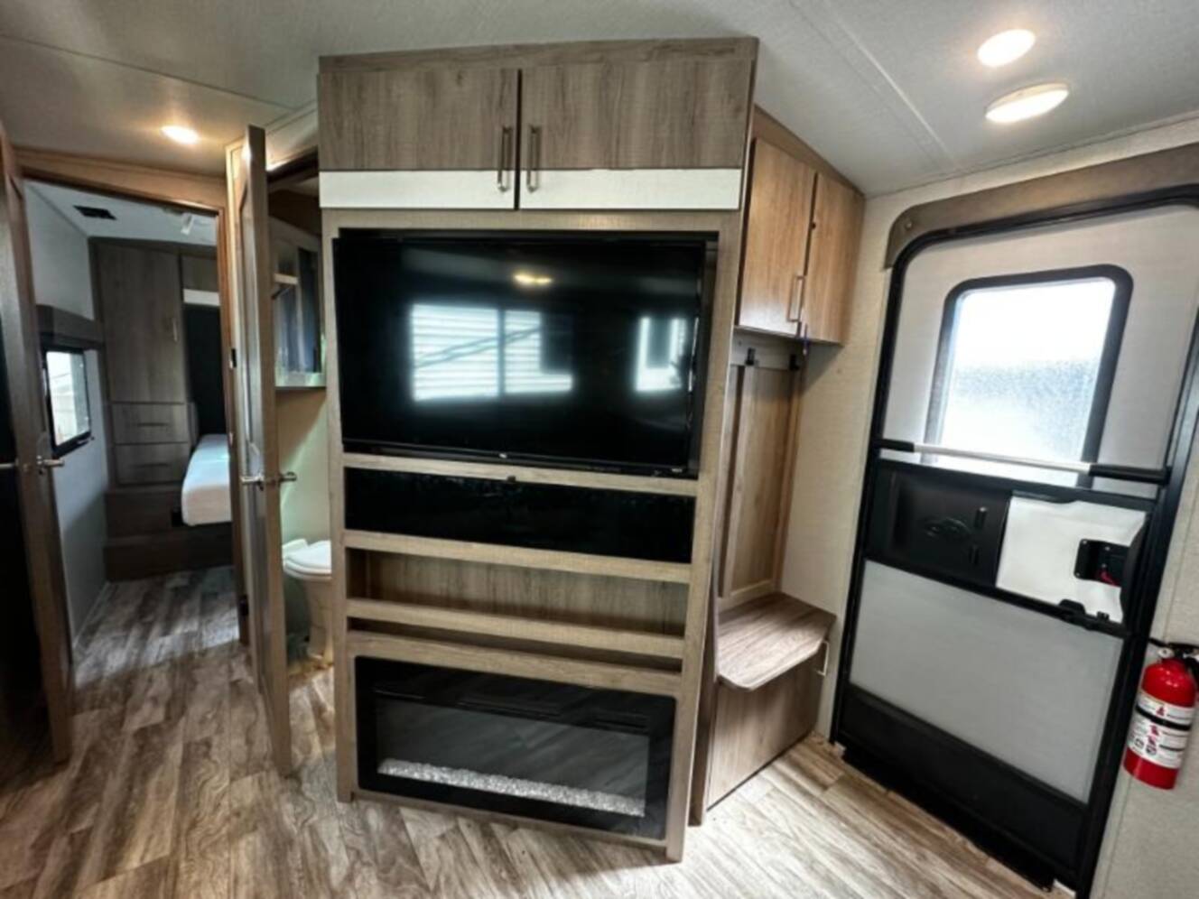 A photo of this 2022 Grand Design Imagine 3250BH