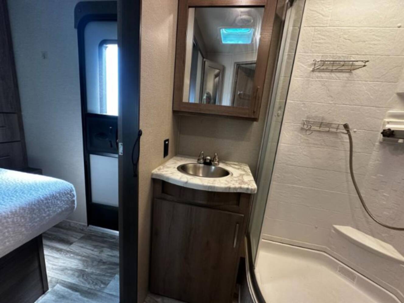 A photo of this 2022 Grand Design Imagine 3250BH