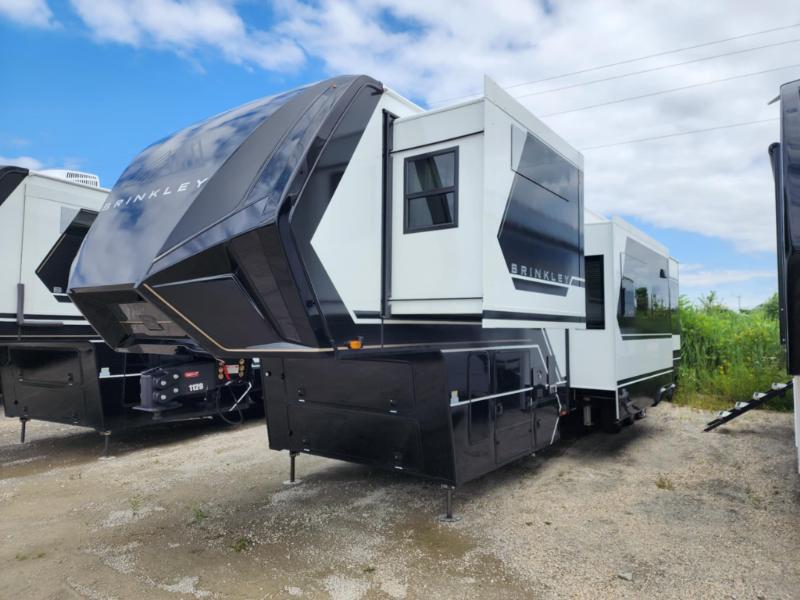 2025 Brinkley Rv Model G 3950 in suamico WI
