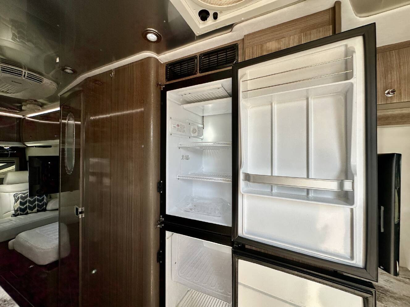A photo of this 2017 Airstream Interstate Grand Tour EXT