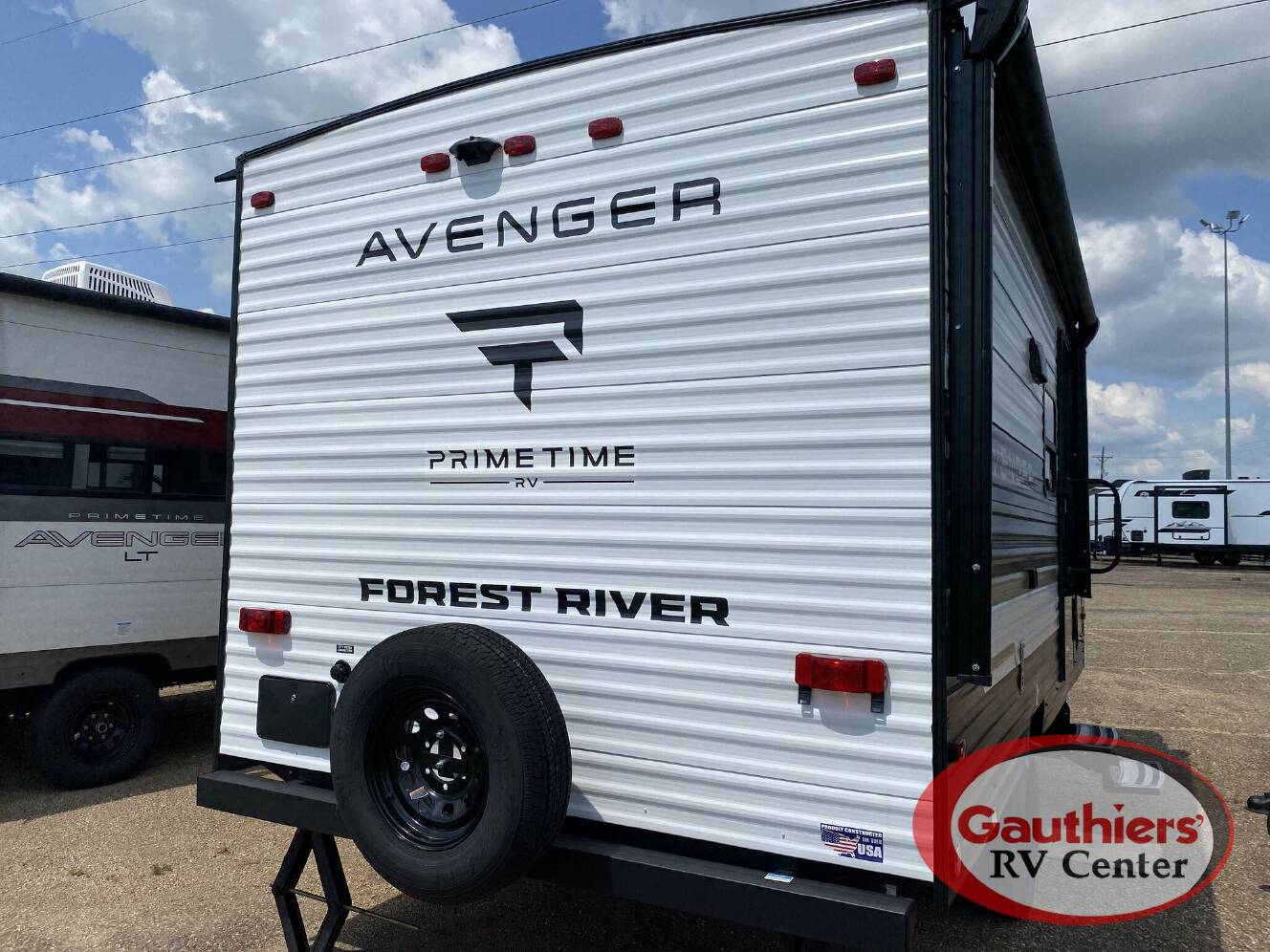 A photo of this 2026 Prime Time AVENGER LT 17FQS