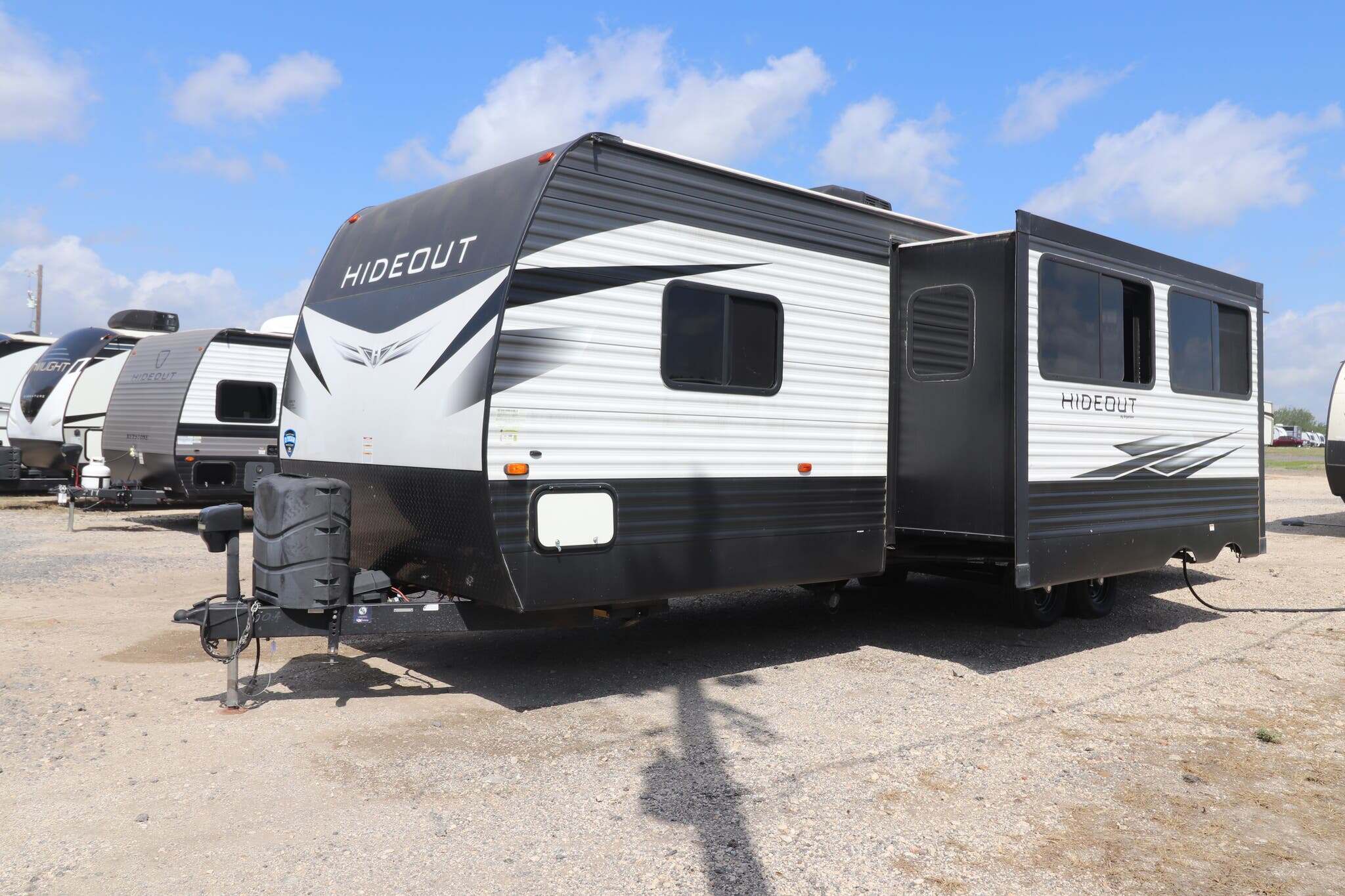 2021 Keystone HIDEOUT 29DFS in seguin TX