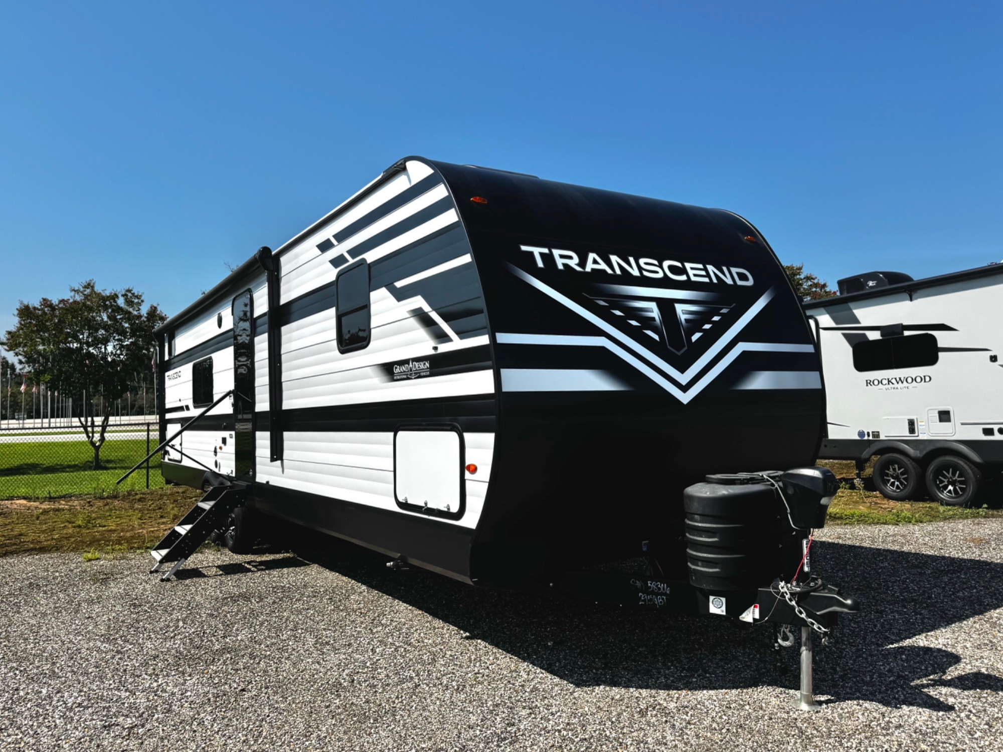 2025 Grand Design Transcend 295QBT RV