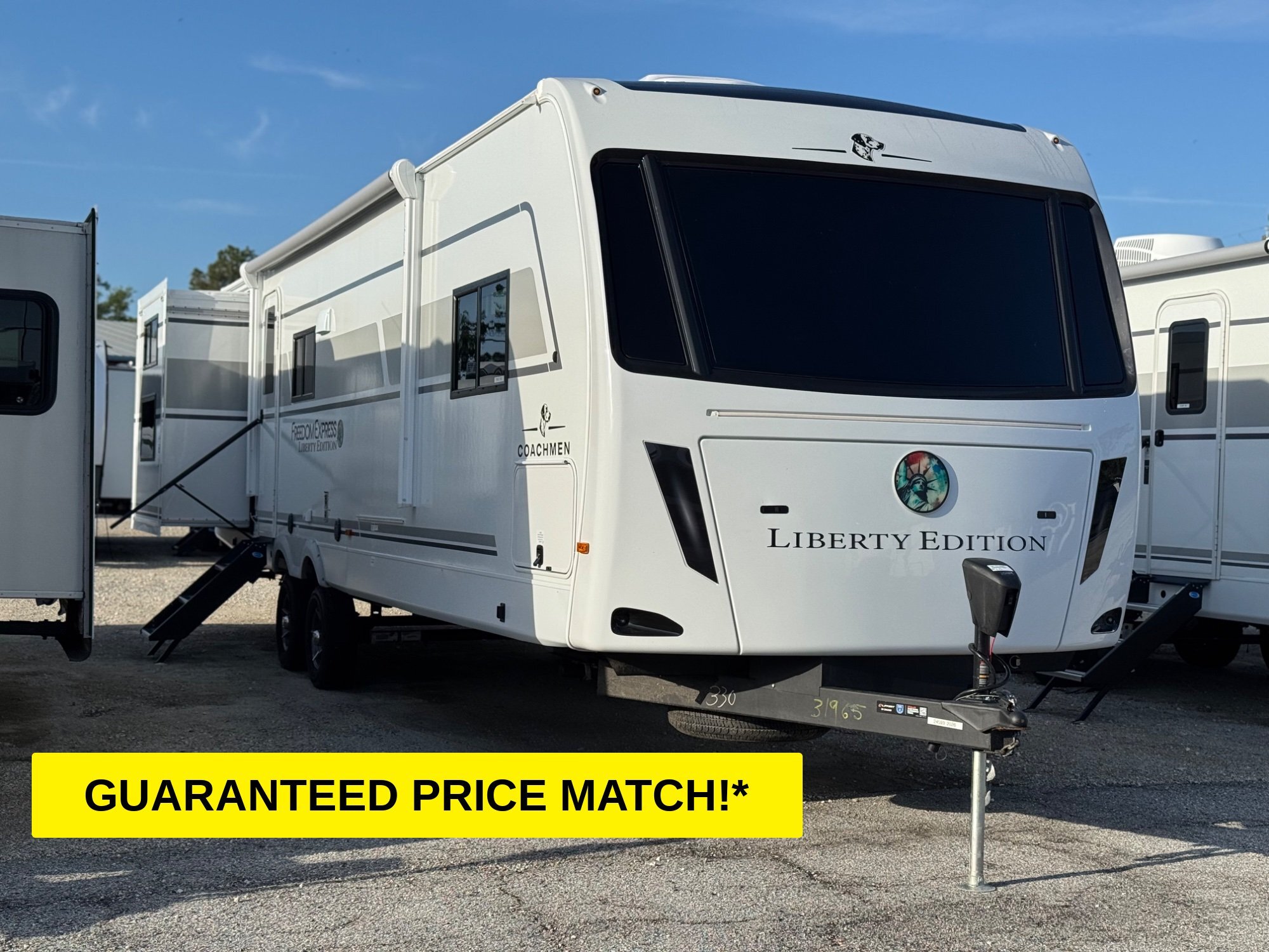 2026 Coachmen Freedom Express Ultra Lite 330BHJJLE in bradenton FL
