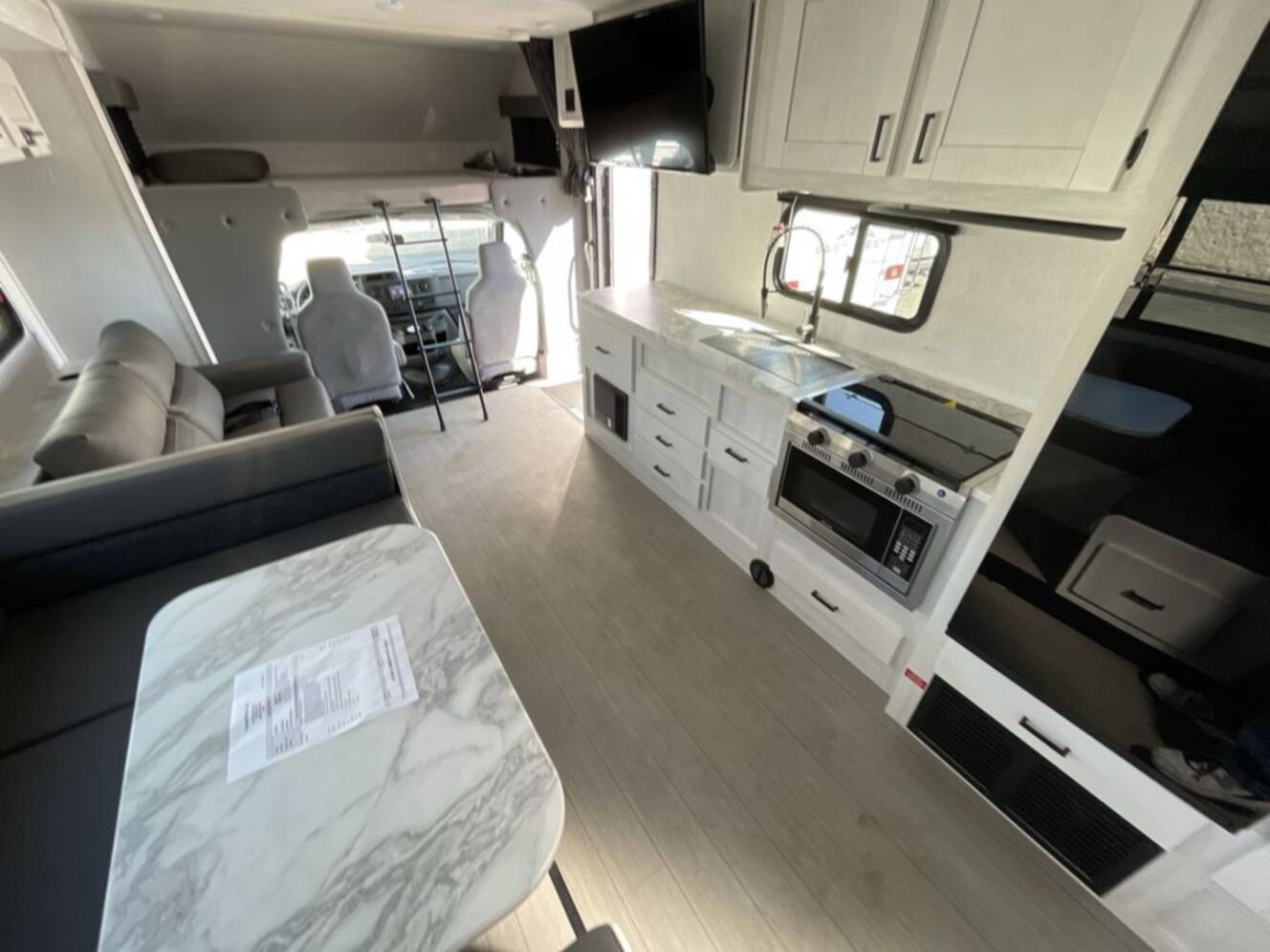 A photo of this 2027 East To West Entrada 2950OK