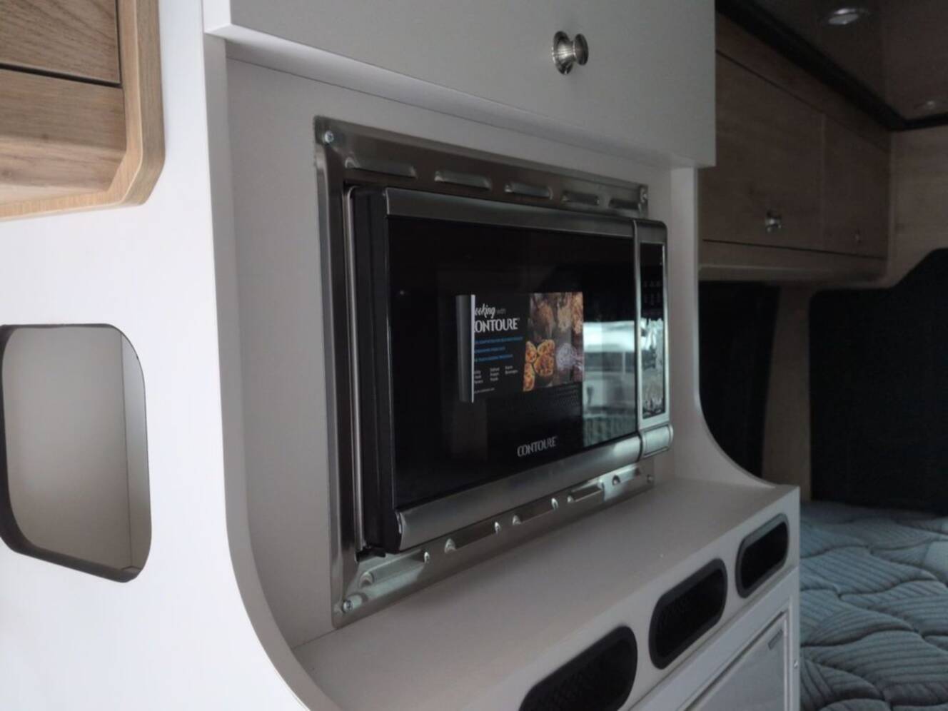 A photo of this 2027 Airstream Rangeline PS21
