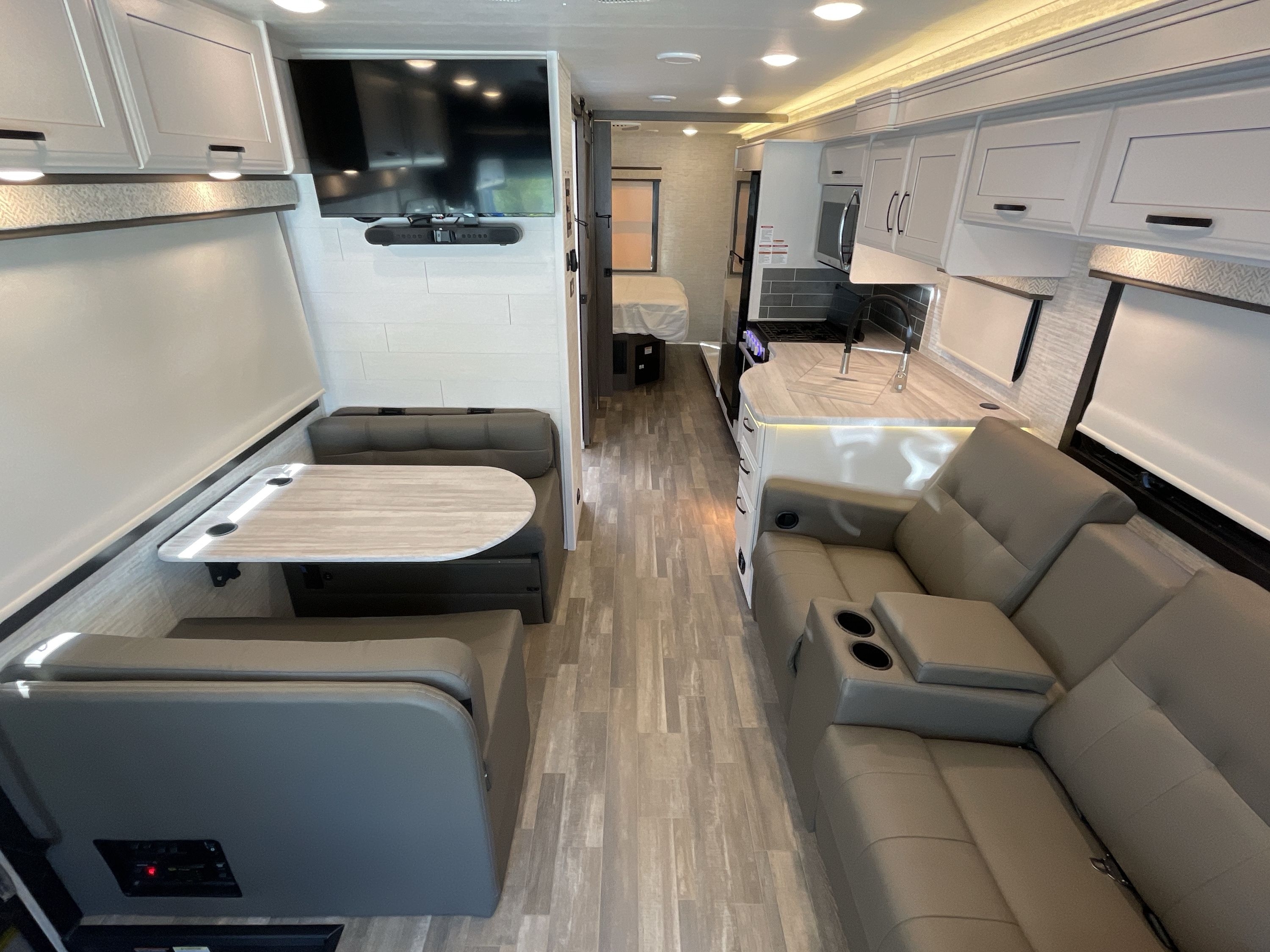 2025 Entegra Coach VISION 29S in apollo PA