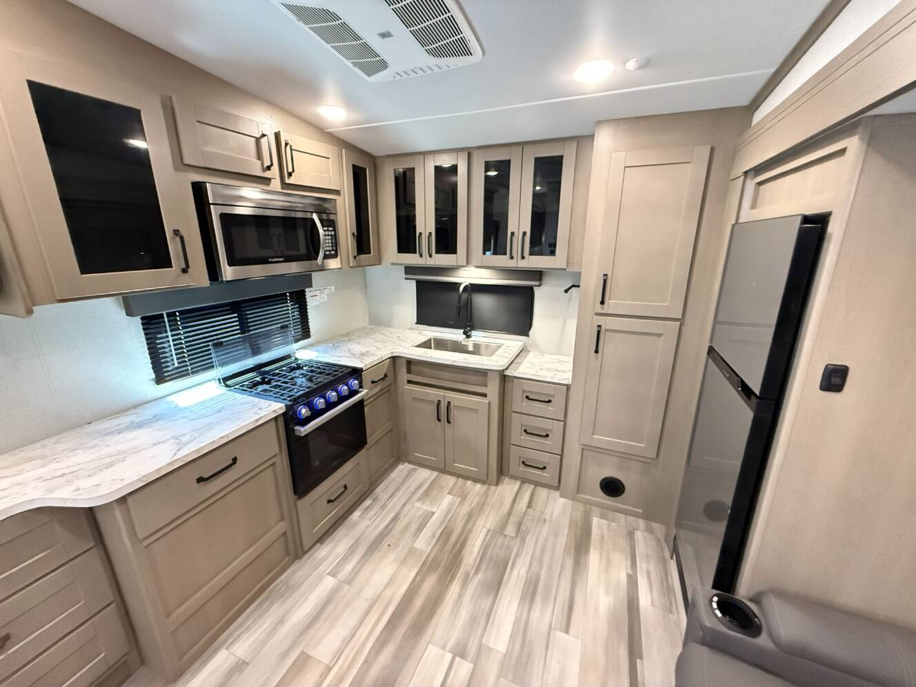 A photo of this 2023 Grand Design REFLECTION 150 SERIES 270BN