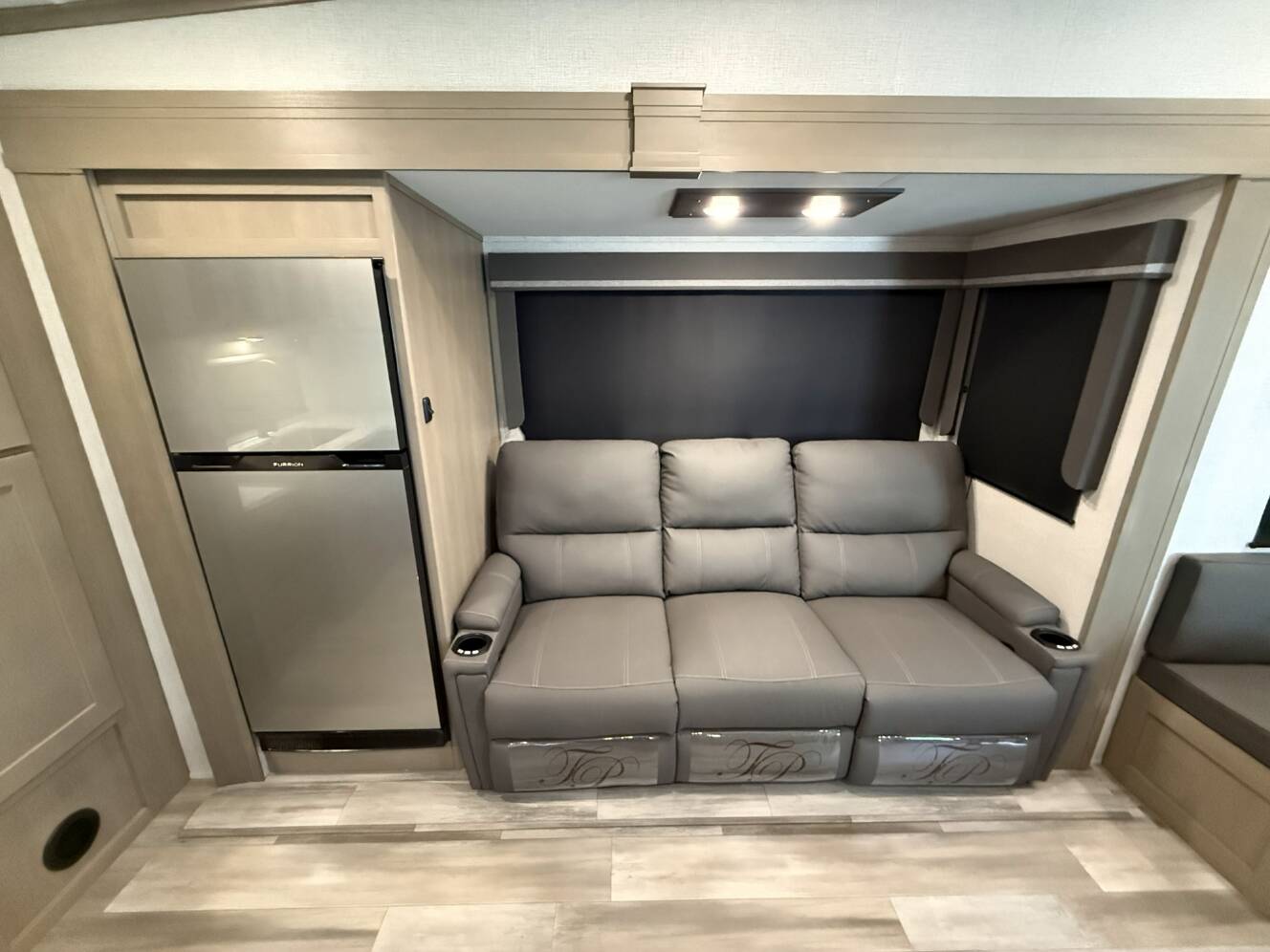 A photo of this 2023 Grand Design REFLECTION 150 SERIES 270BN