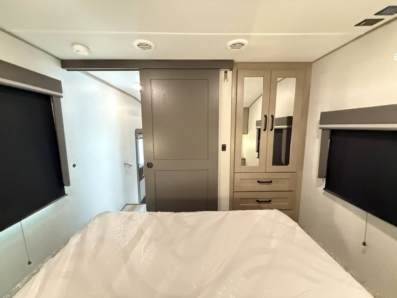 A photo of this 2023 Grand Design REFLECTION 150 SERIES 270BN