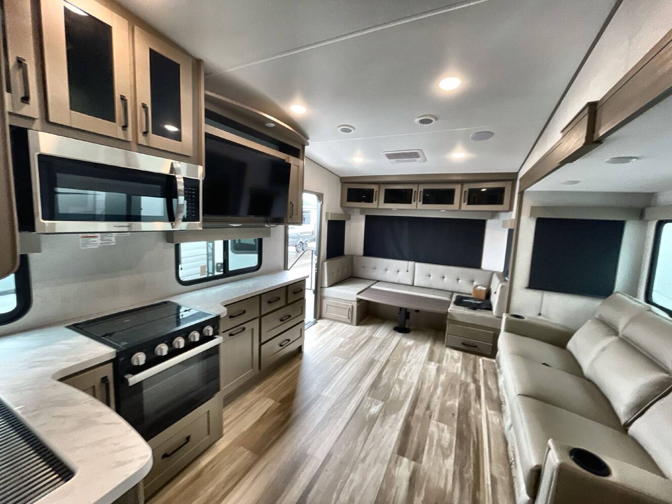 A photo of this 2025 Grand Design REFLECTION 150 SERIES 260RD