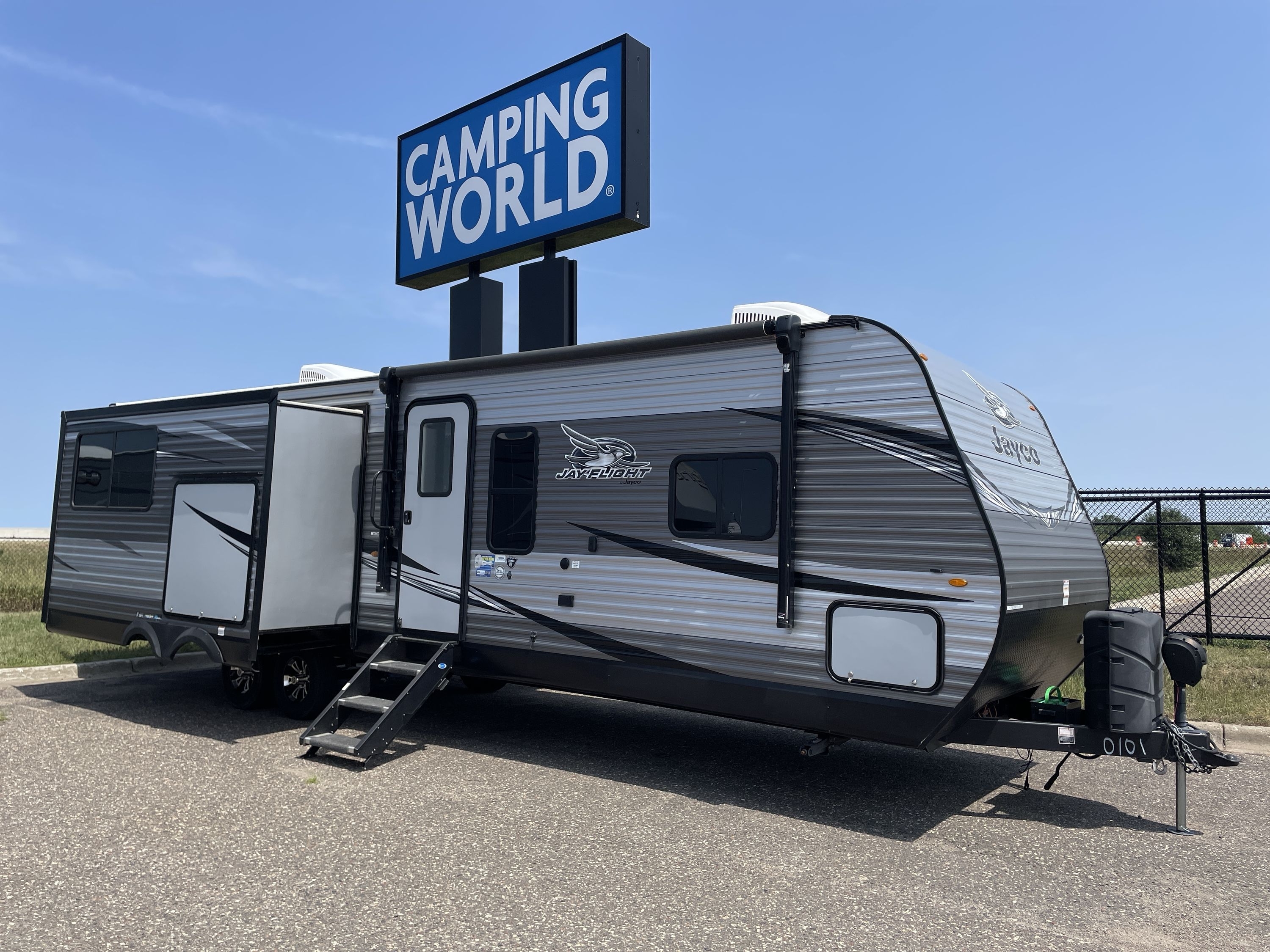 2021 Jayco JAY FLIGHT 31MLS in monticello MN