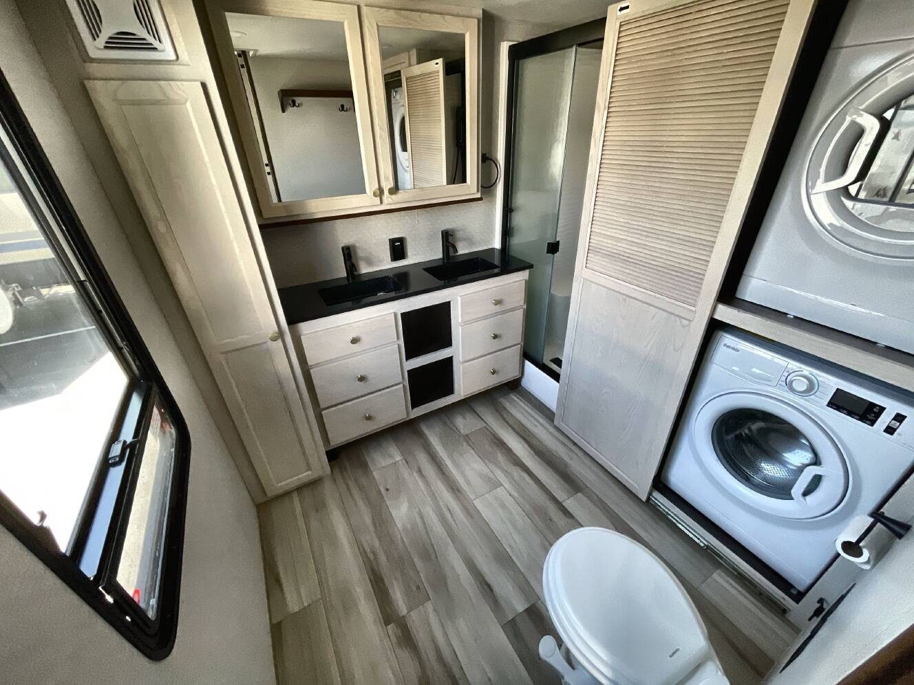 A photo of this 2025 Forest River CEDAR CREEK COTTAGE 40CBK