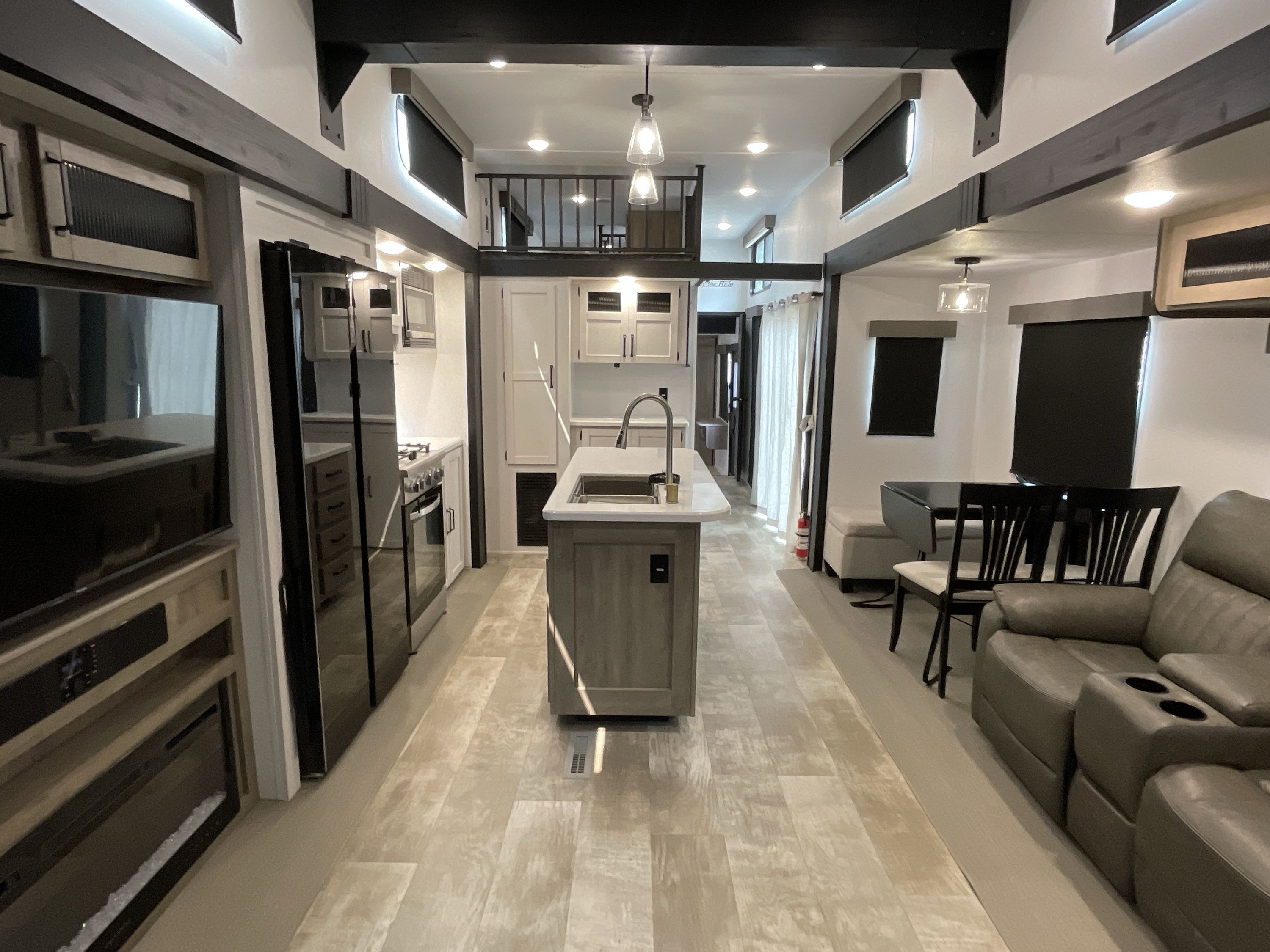 2025 Forest River PUMA 401RLFT in apollo PA